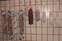 la salumeria di cavallo a Varese byMacelleria Equina Varese58